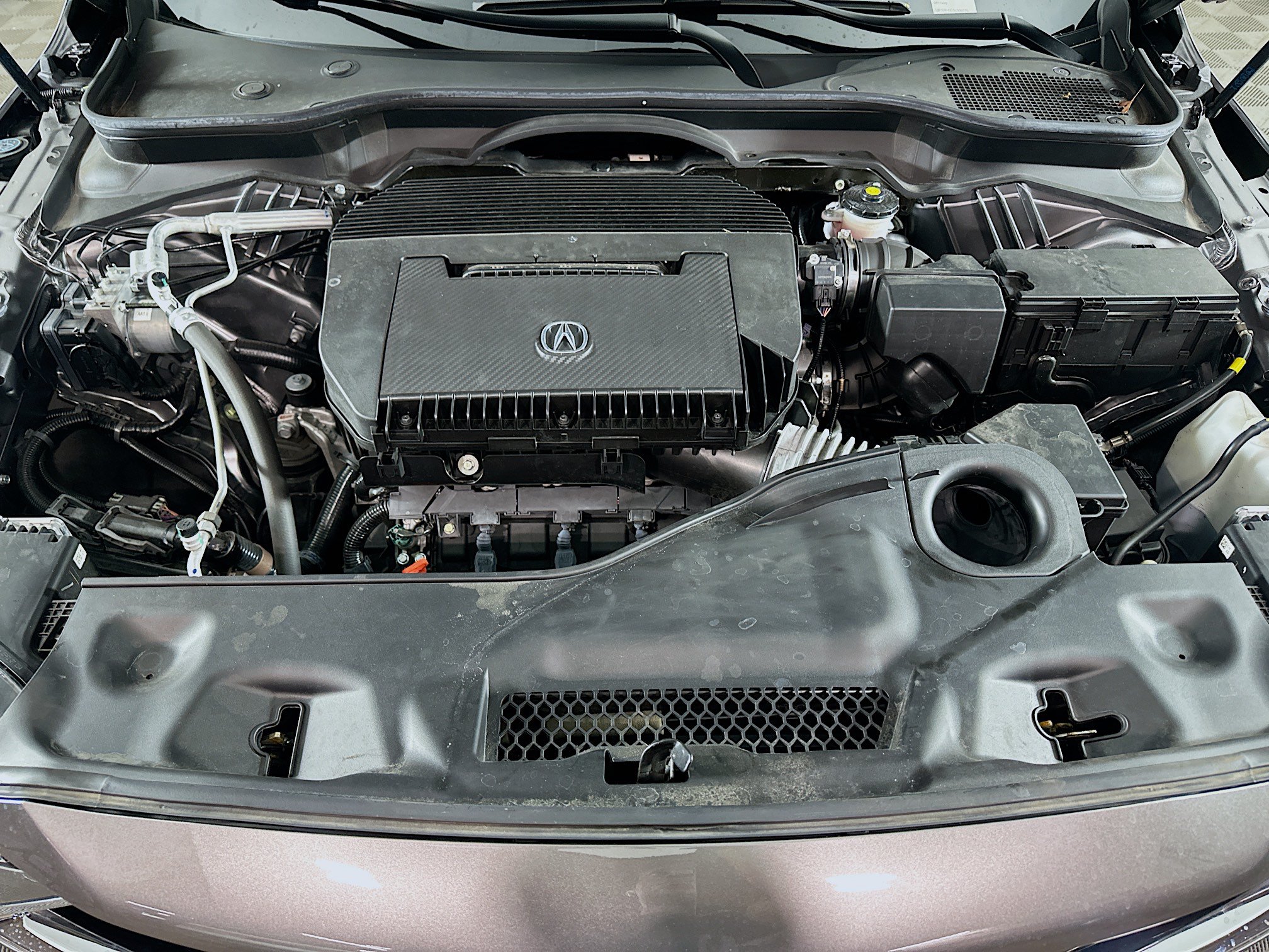 Used 2025 Acura MDX FWD image 35