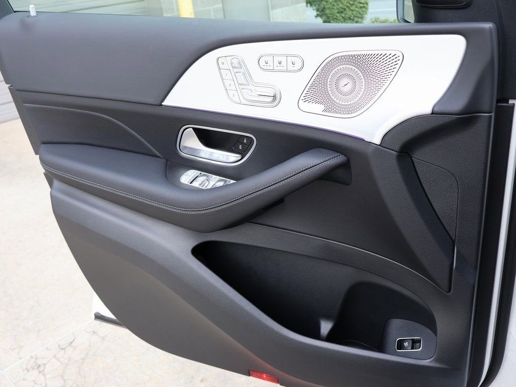 New 2025 Mercedes-Benz GLS 450 4MATIC image 39