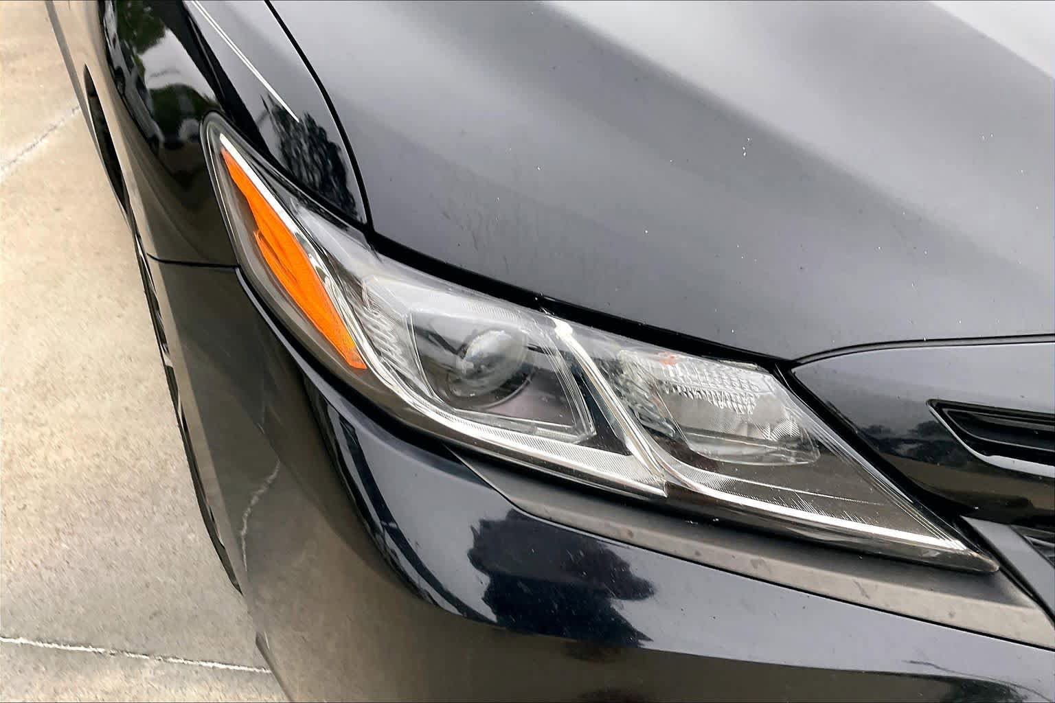 Used 2018 Toyota Camry SE w/ Audio Package FWD image 27