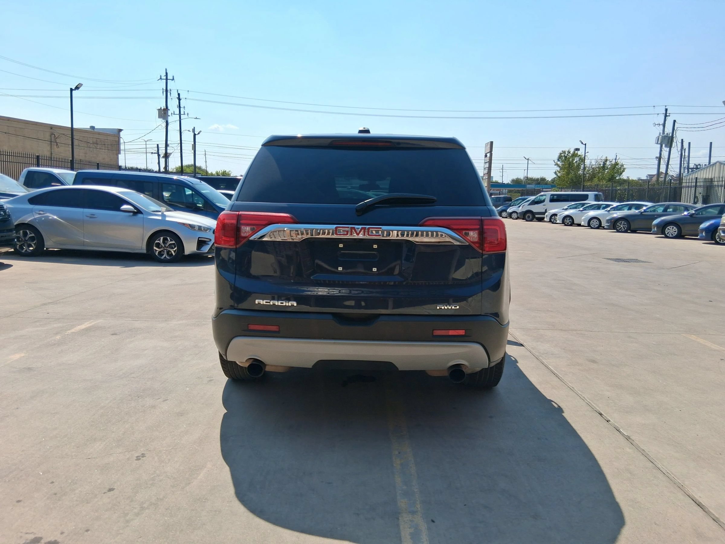 Used 2019 GMC Acadia SLE AWD/4WD image 8