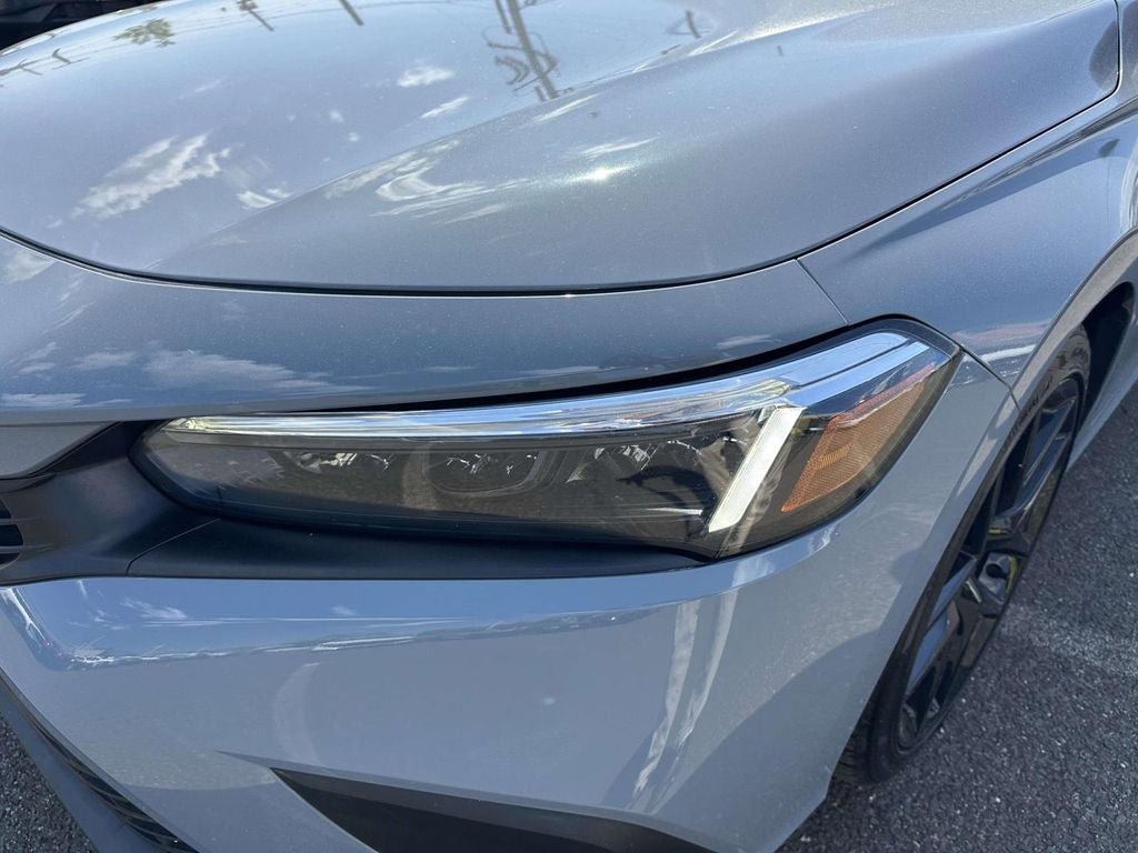 Used 2023 Honda Civic Sport image 8