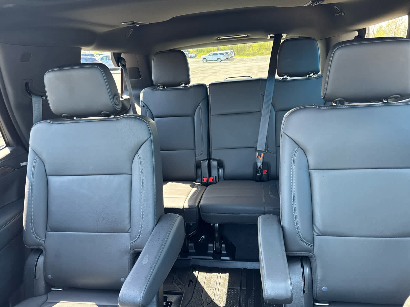 Used 2021 Chevrolet Tahoe LT w/ LT Signature Package AWD/4WD image 33