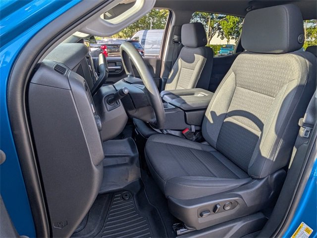 Used 2023 Chevrolet Silverado 1500 Custom image 5