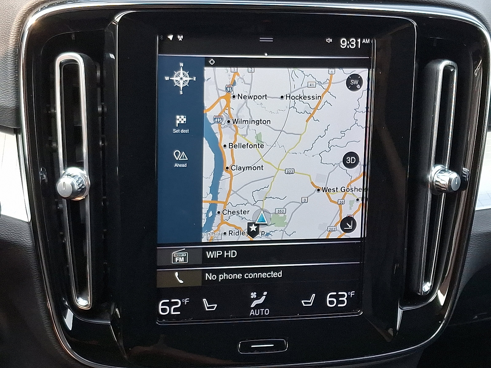 Used 2019 Volvo XC40 T5 Momentum image 17