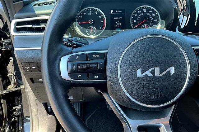Used 2023 Kia K5 GT-Line image 10