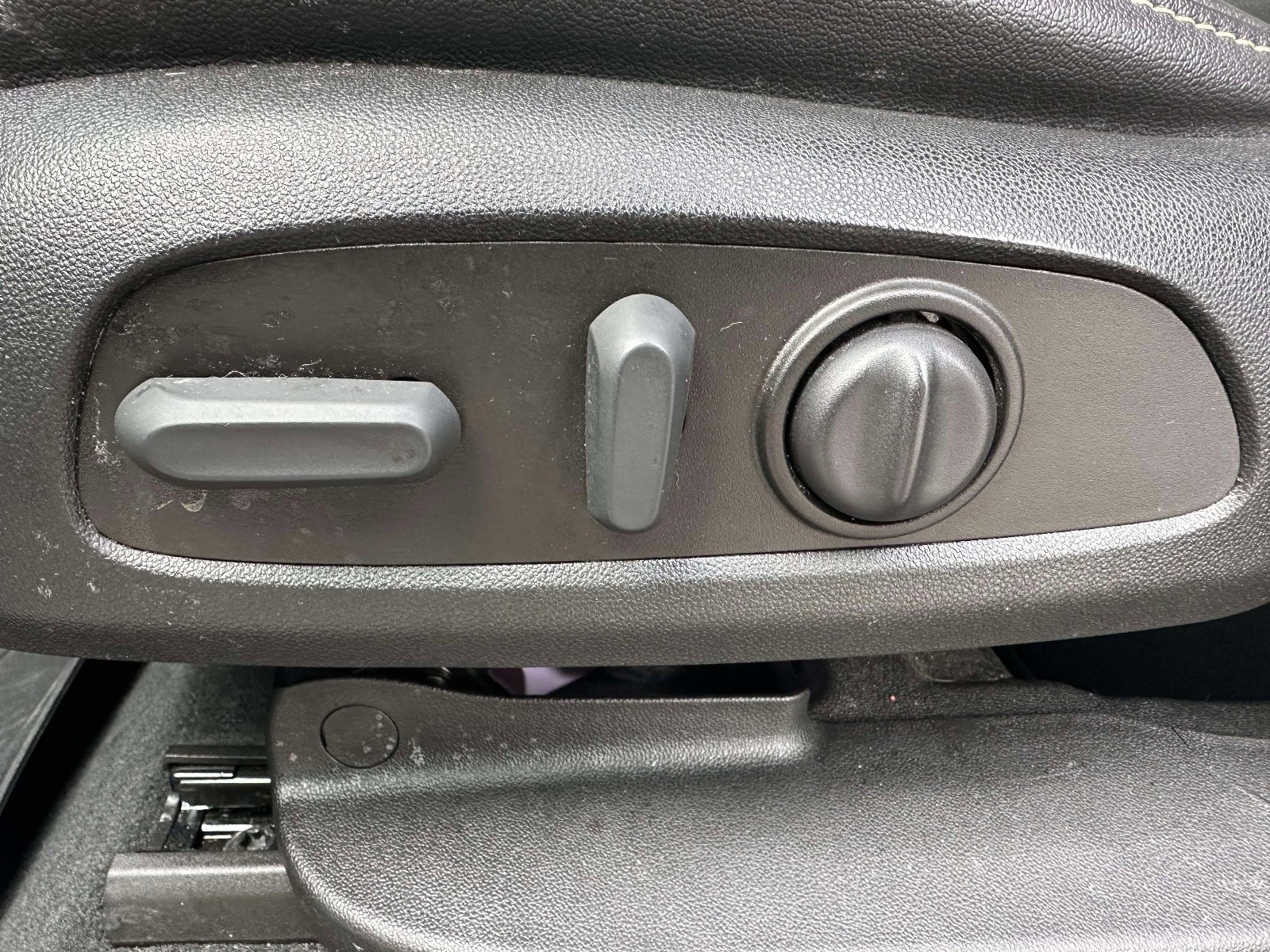 Certified 2023 Chevrolet Traverse LT w/ LT Premium Package image 18