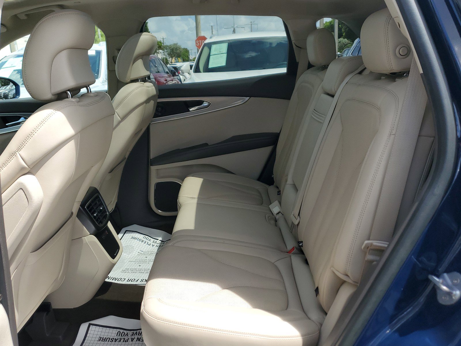 Used 2019 Lincoln Nautilus Reserve image 10