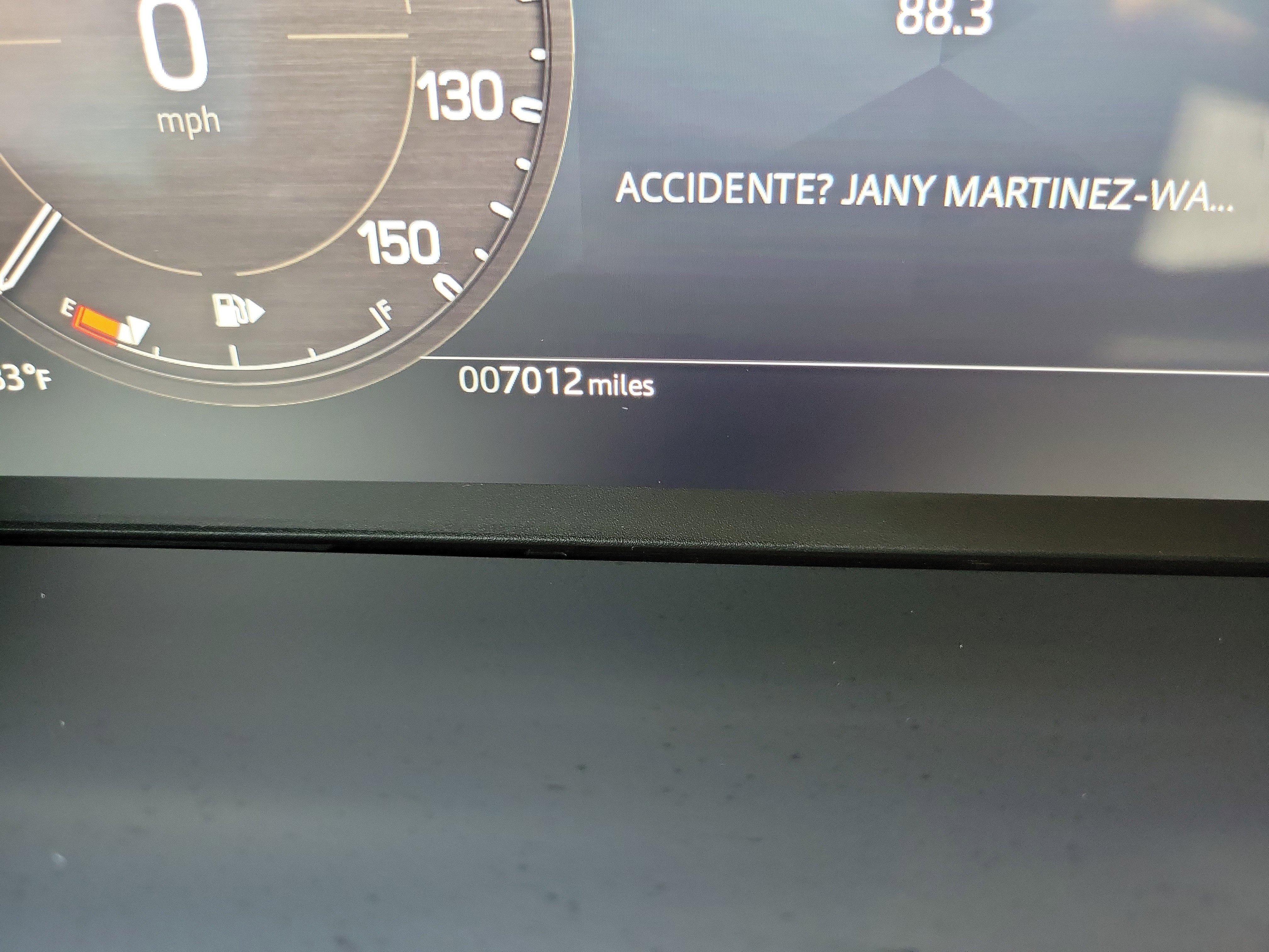 Used 2025 Land Rover Defender 110 S image 28