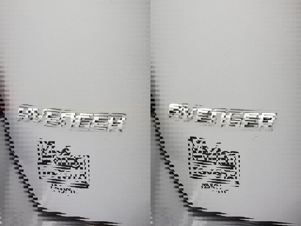 Used 2013 Dodge Avenger SE image 11