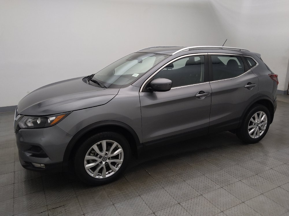 Used 2021 Nissan Rogue Sport SV FWD image 2