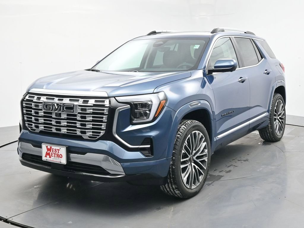 New 2026 GMC Terrain Denali w/ LPO, Black Badging Package image 1