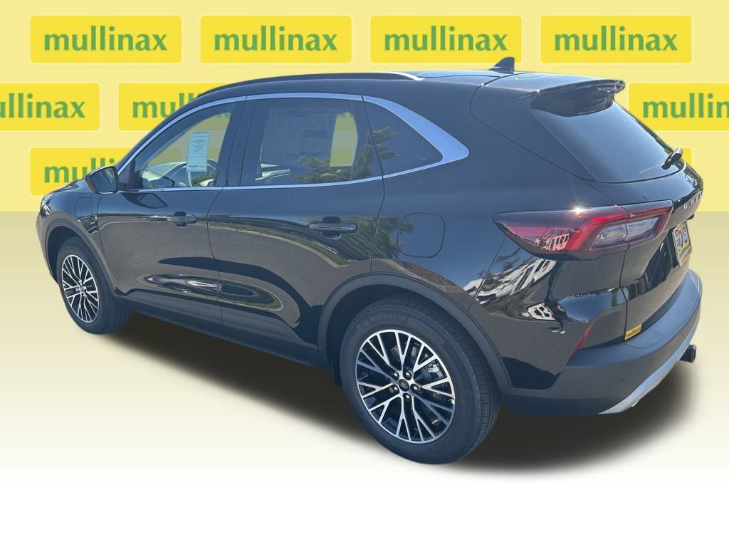 New 2025 Ford Escape SE w/ PHEV Premium Package image 8