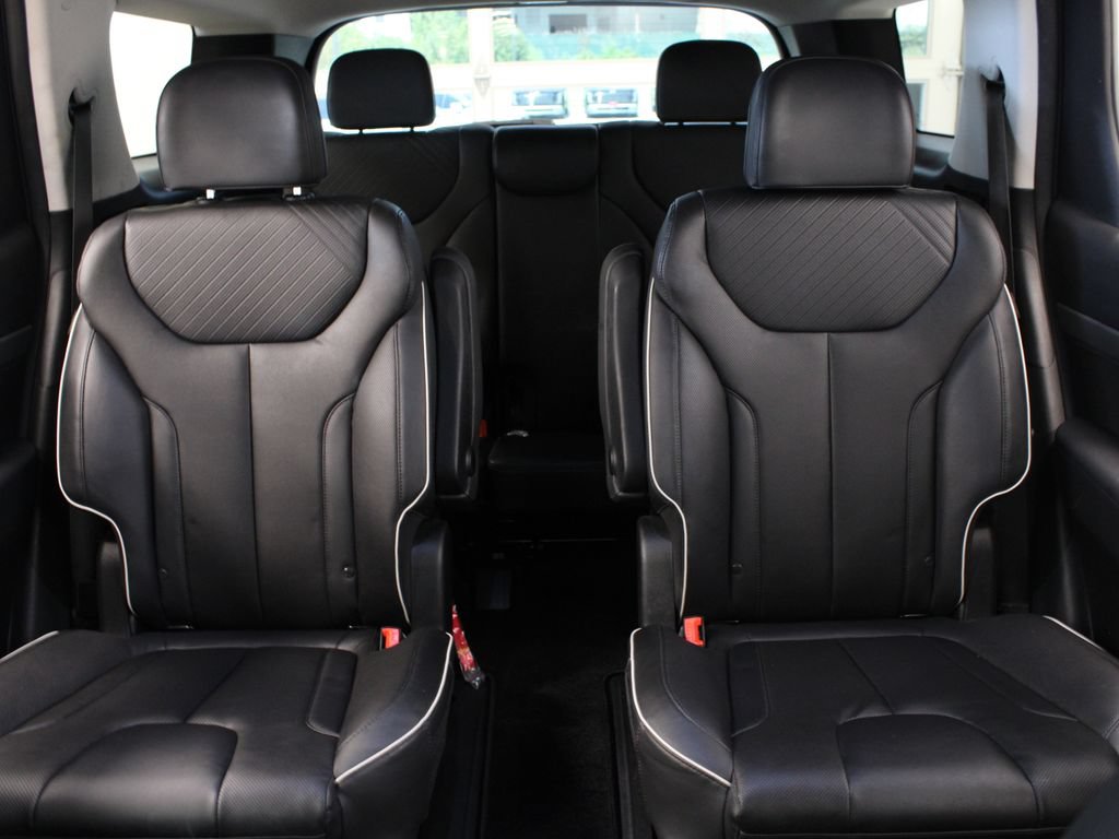 Used 2023 Hyundai Palisade SEL FWD image 31