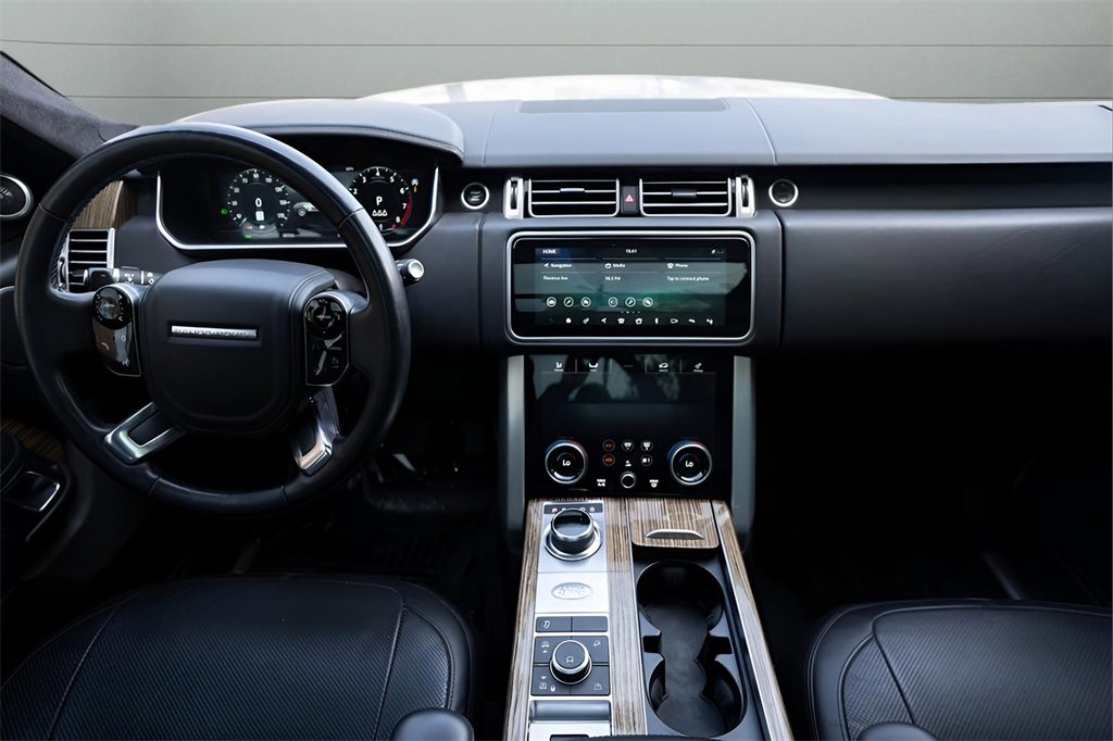 Used 2020 Land Rover Range Rover HSE image 25