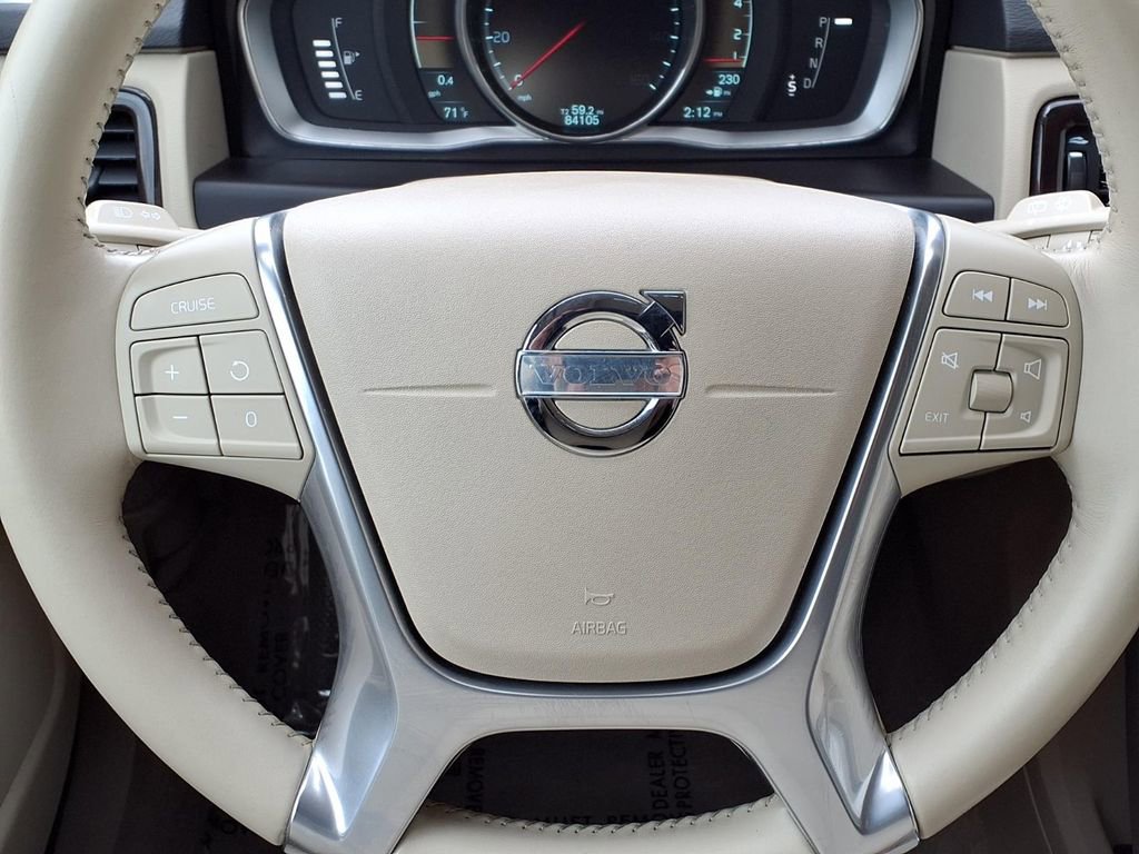 Used 2015 Volvo XC70 T6 Premier Plus AWD/4WD image 13