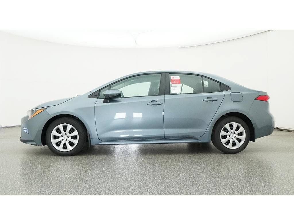 Used 2025 Toyota Corolla LE FWD image 24
