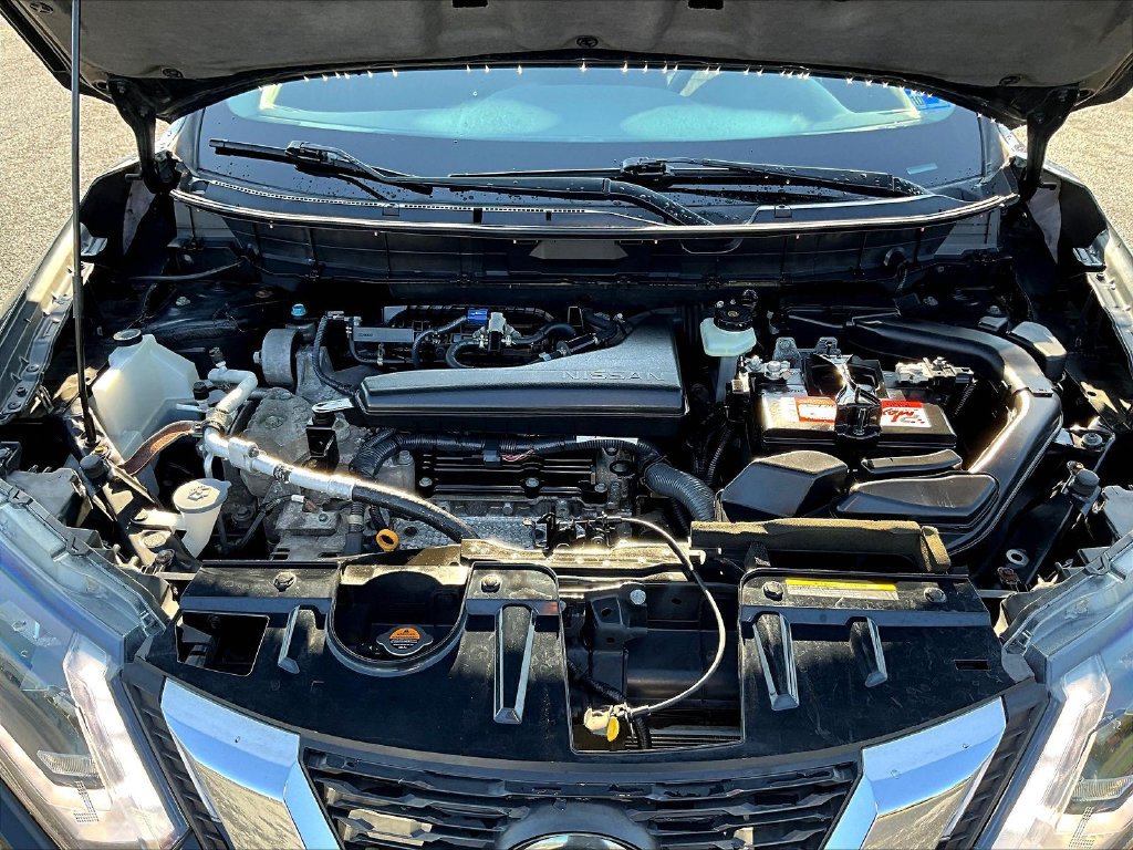 Used 2020 Nissan Rogue SV AWD/4WD image 35