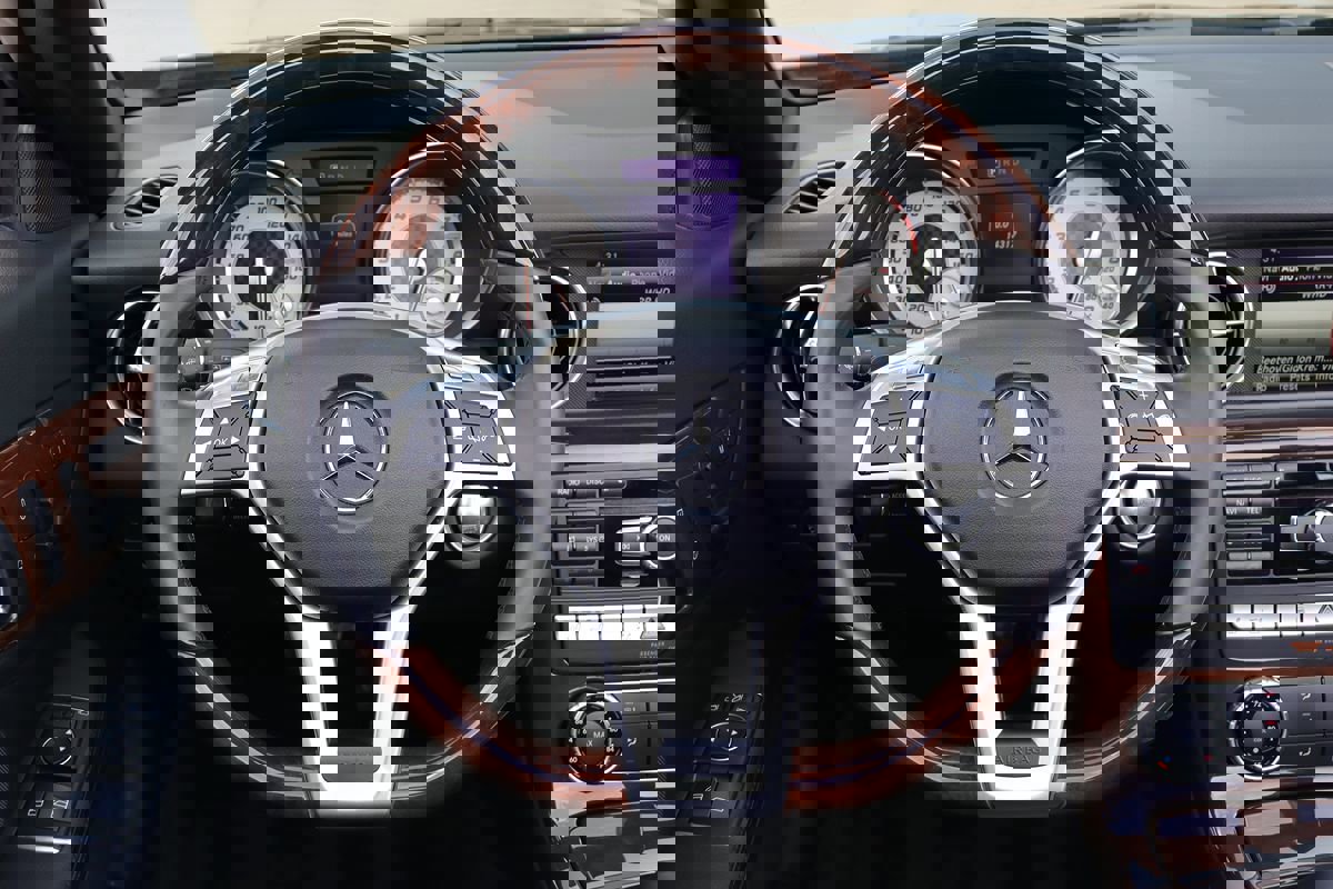 Used 2014 Mercedes-Benz SLK 350 image 14