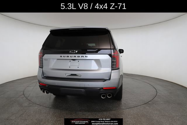 Used 2025 Chevrolet Suburban Z71 image 16