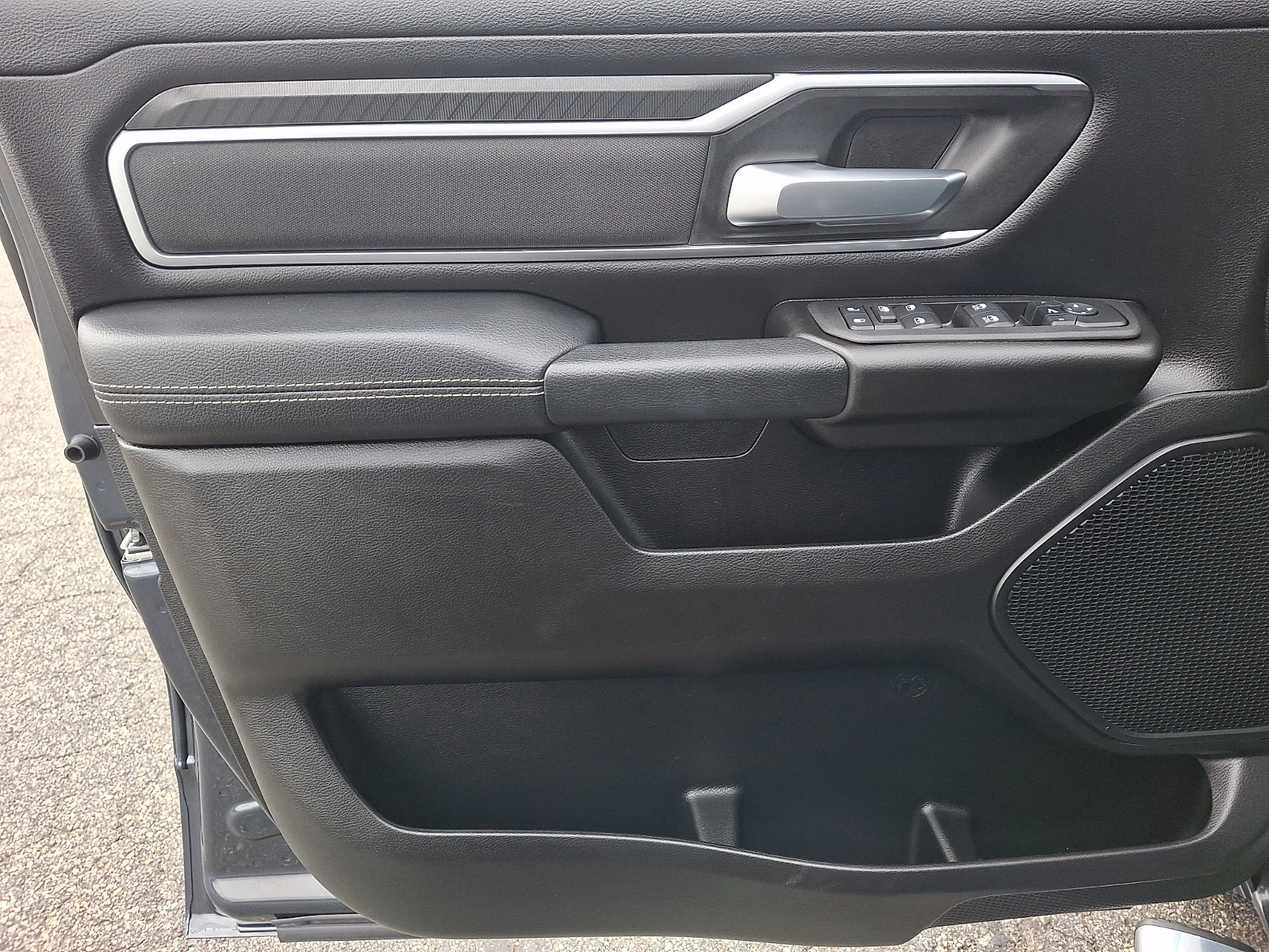 Used 2025 RAM 1500 Big Horn AWD/4WD image 12