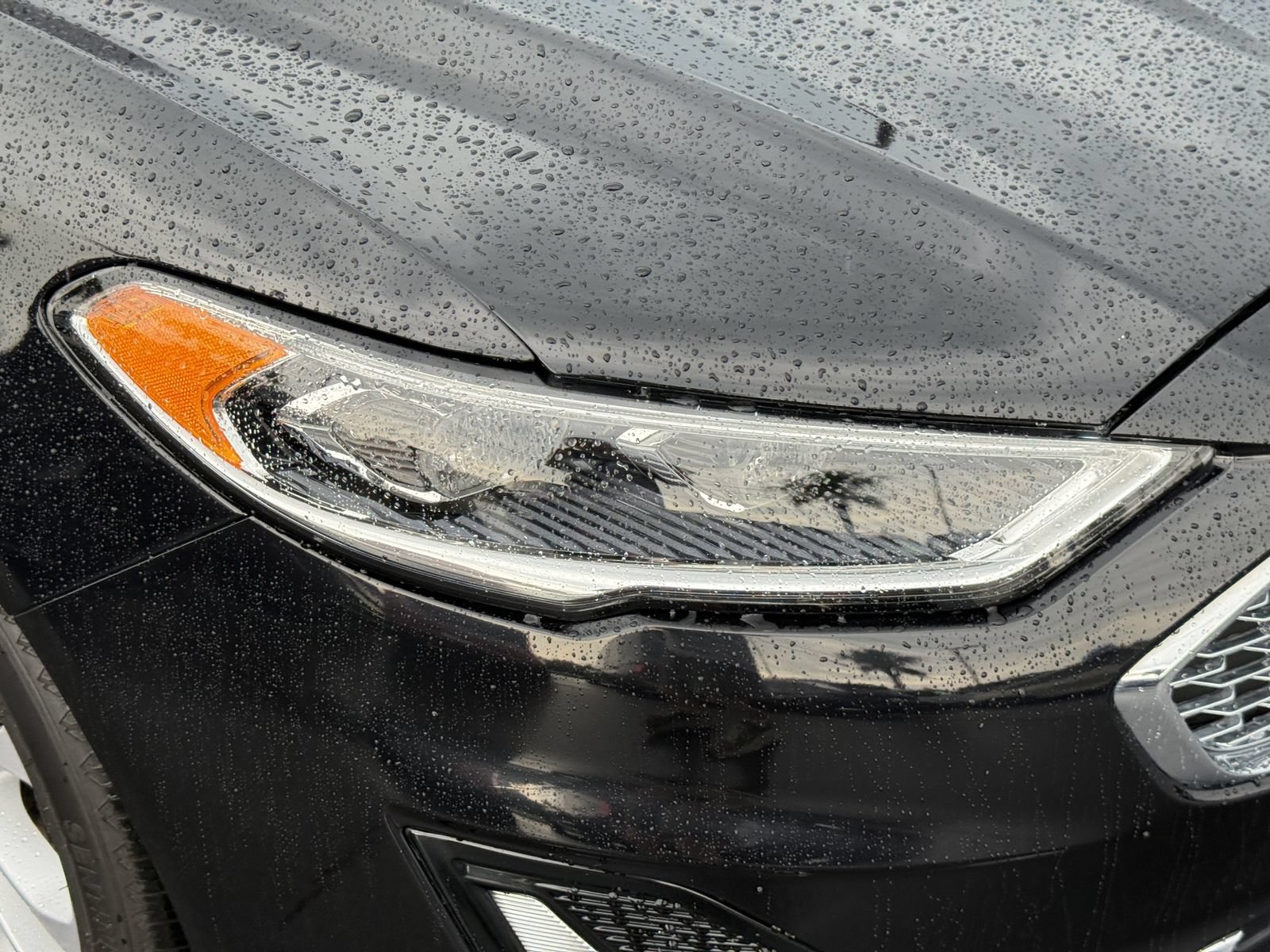 Used 2020 Ford Fusion Energi Titanium FWD image 10
