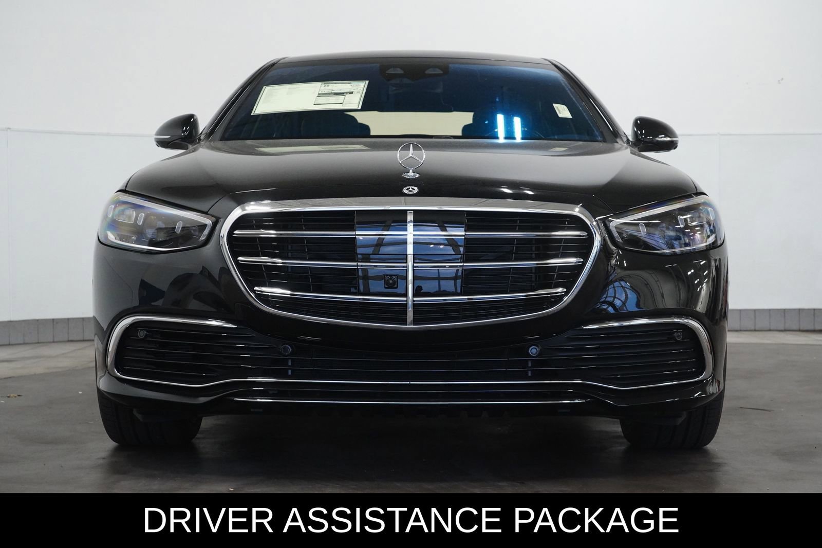 New 2026 Mercedes-Benz S 580 4MATIC Sedan image 4