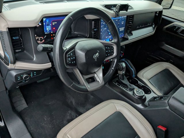 Used 2022 Ford Bronco Wildtrak image 12