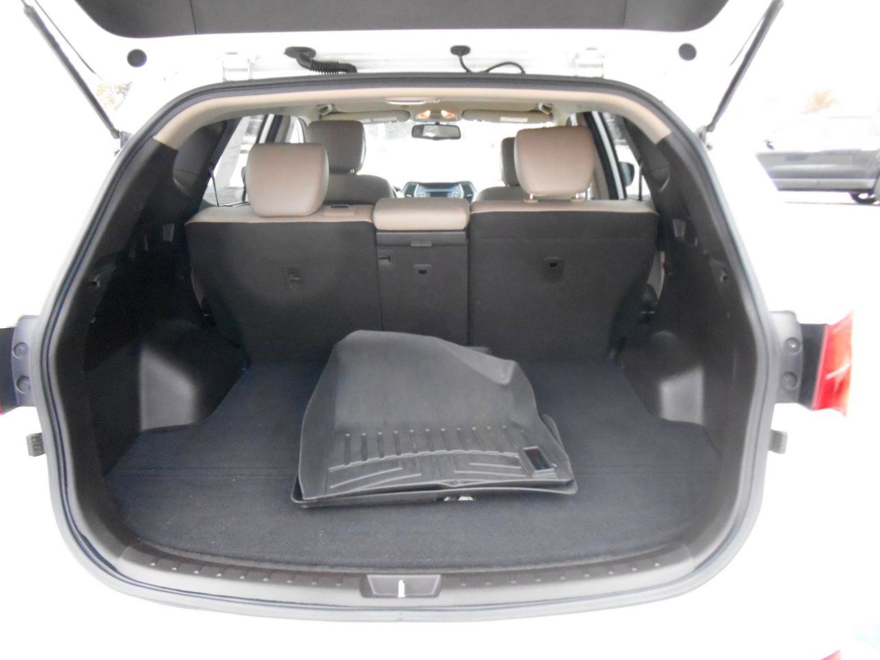 Used 2014 Hyundai Santa Fe Sport w/ Premium Equipment Package 03 image 10