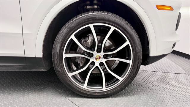 Used 2019 Porsche Cayenne AWD/4WD image 36
