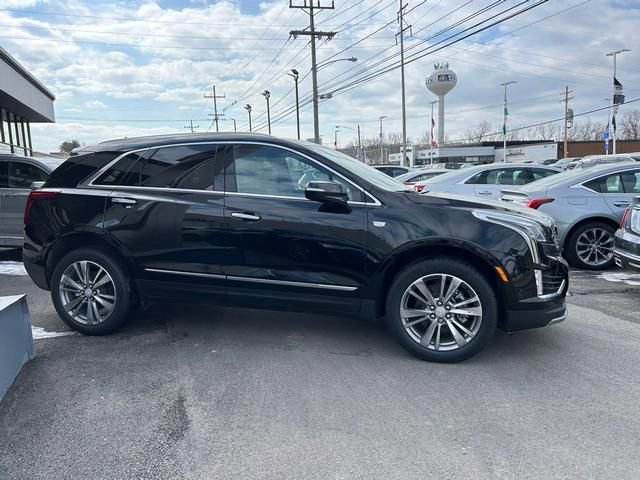 New 2026 Cadillac XT5 Premium Luxury w/ LPO, Floor Liner Package image 2