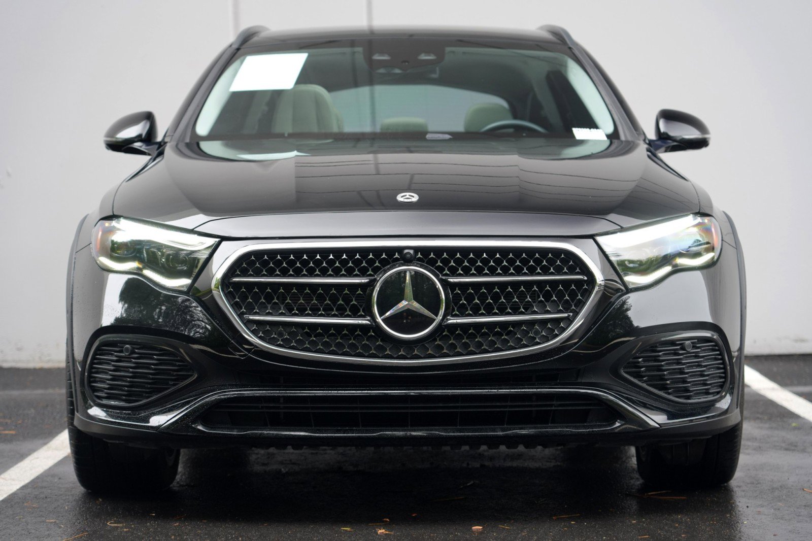 Used 2024 Mercedes-Benz E 450 4MATIC All-Terrain Wagon image 7