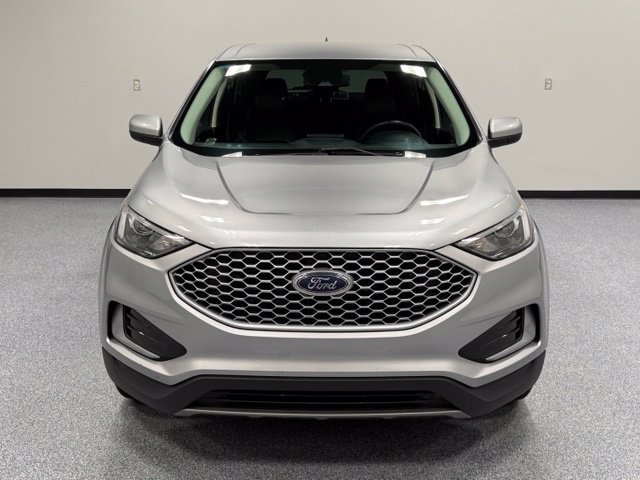 Used 2024 Ford Edge SEL AWD/4WD image 4
