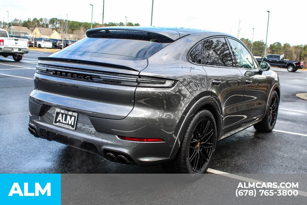 Used 2025 Porsche Cayenne GTS w/ Technology Package AWD/4WD image 5