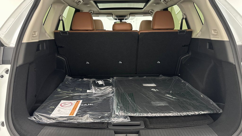 New 2026 Nissan Rogue Platinum image 12