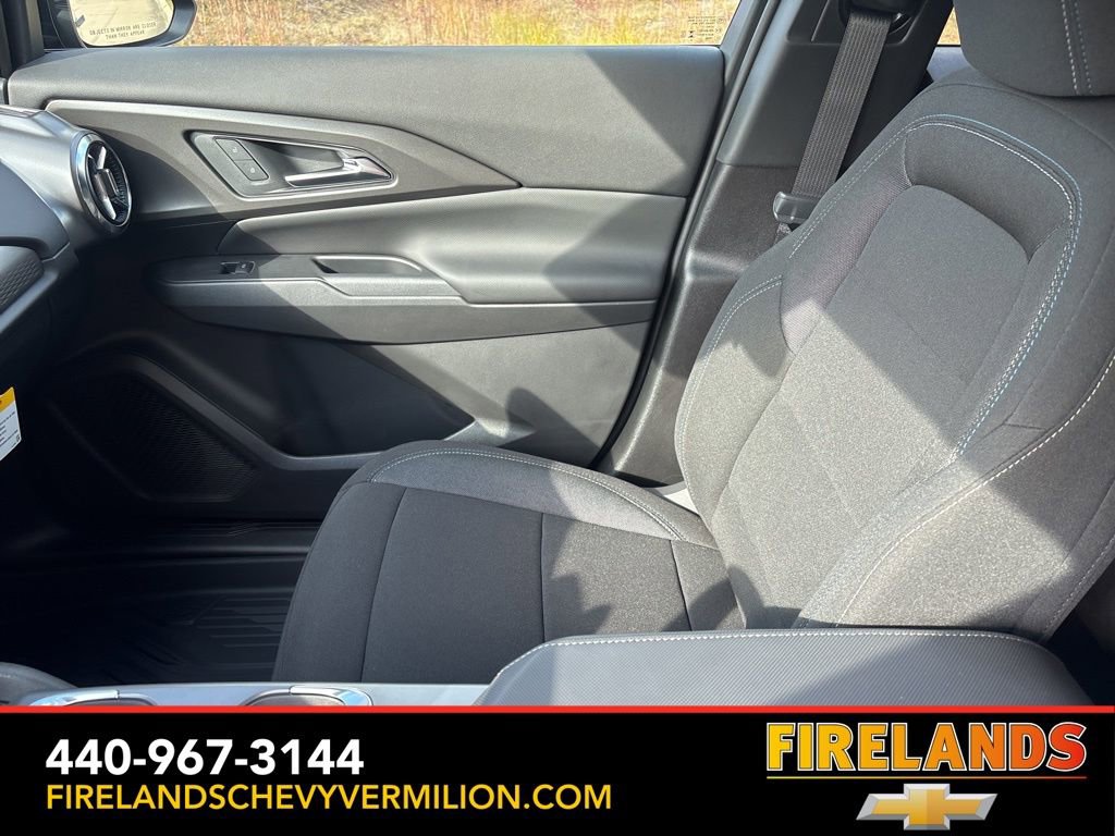 New 2026 Chevrolet Equinox EV LT image 16