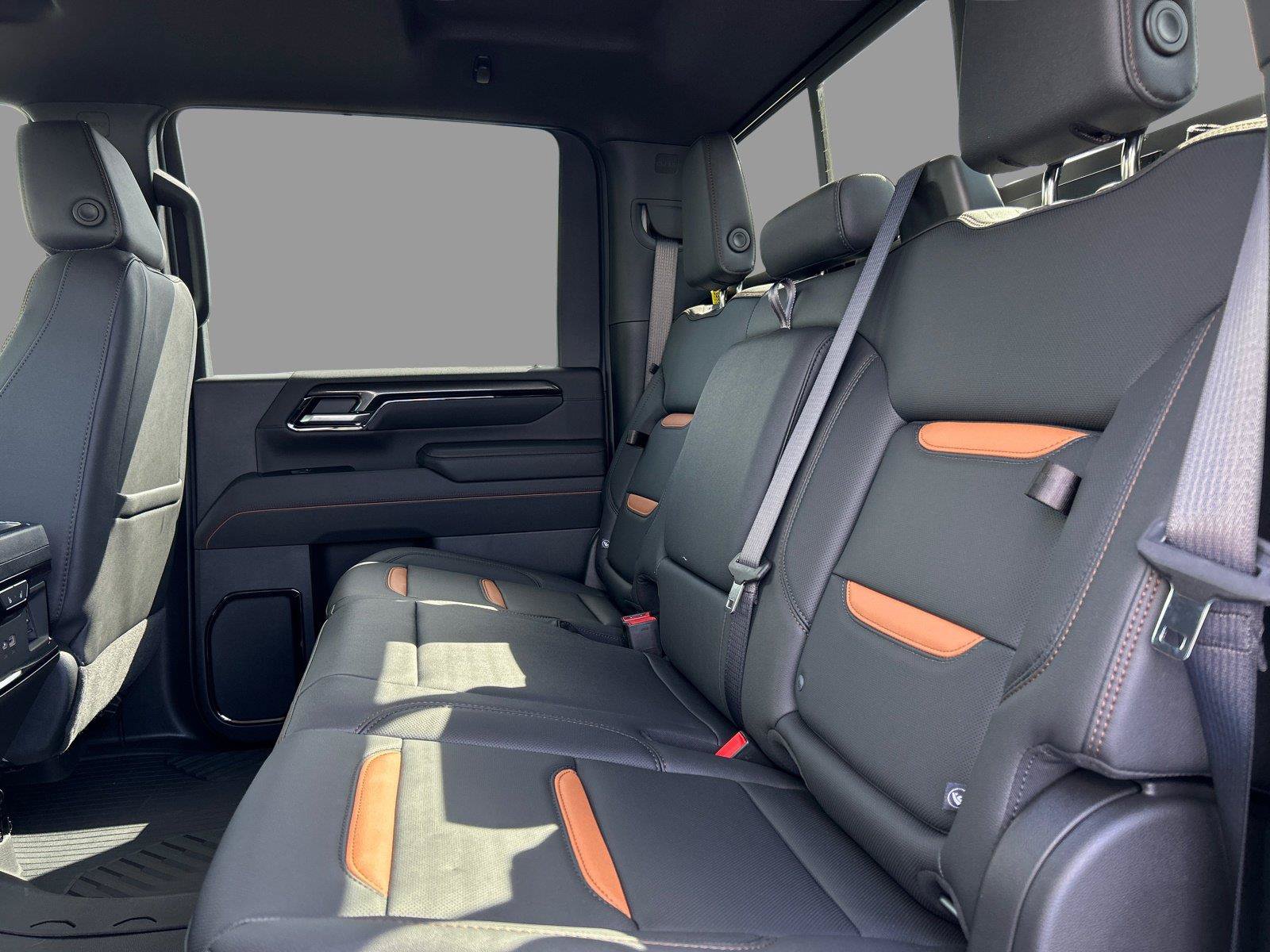 New 2026 GMC Sierra 2500 AT4 w/ AT4 Premium Plus Package AWD/4WD image 34