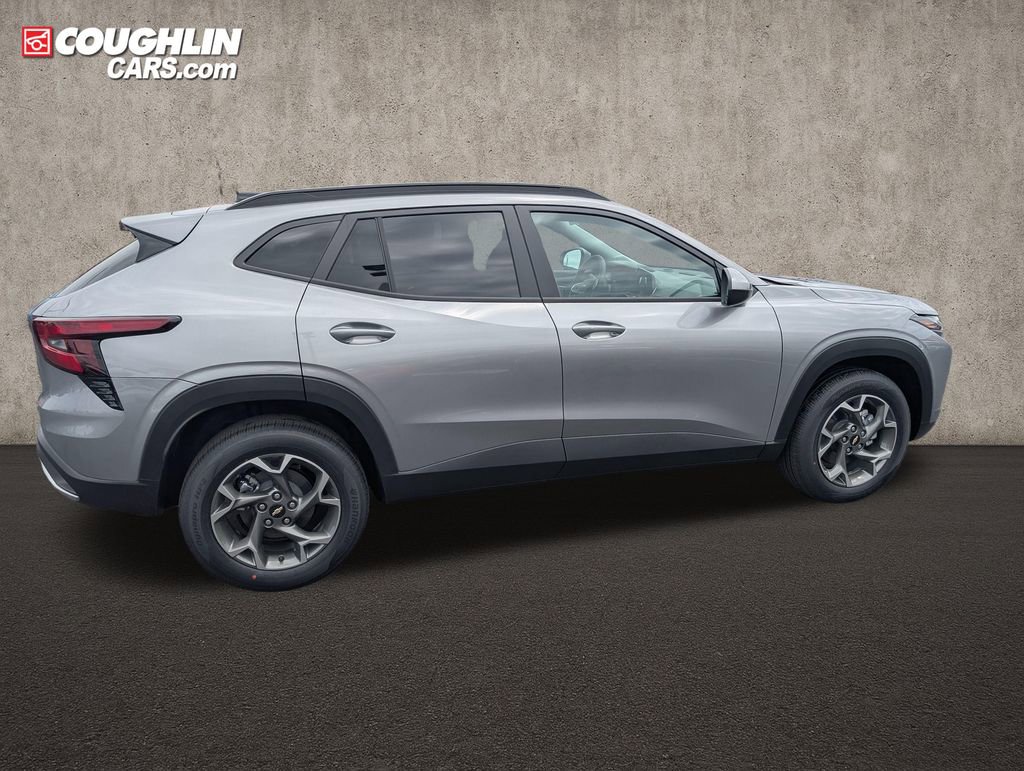 New 2026 Chevrolet Trax LT FWD image 8