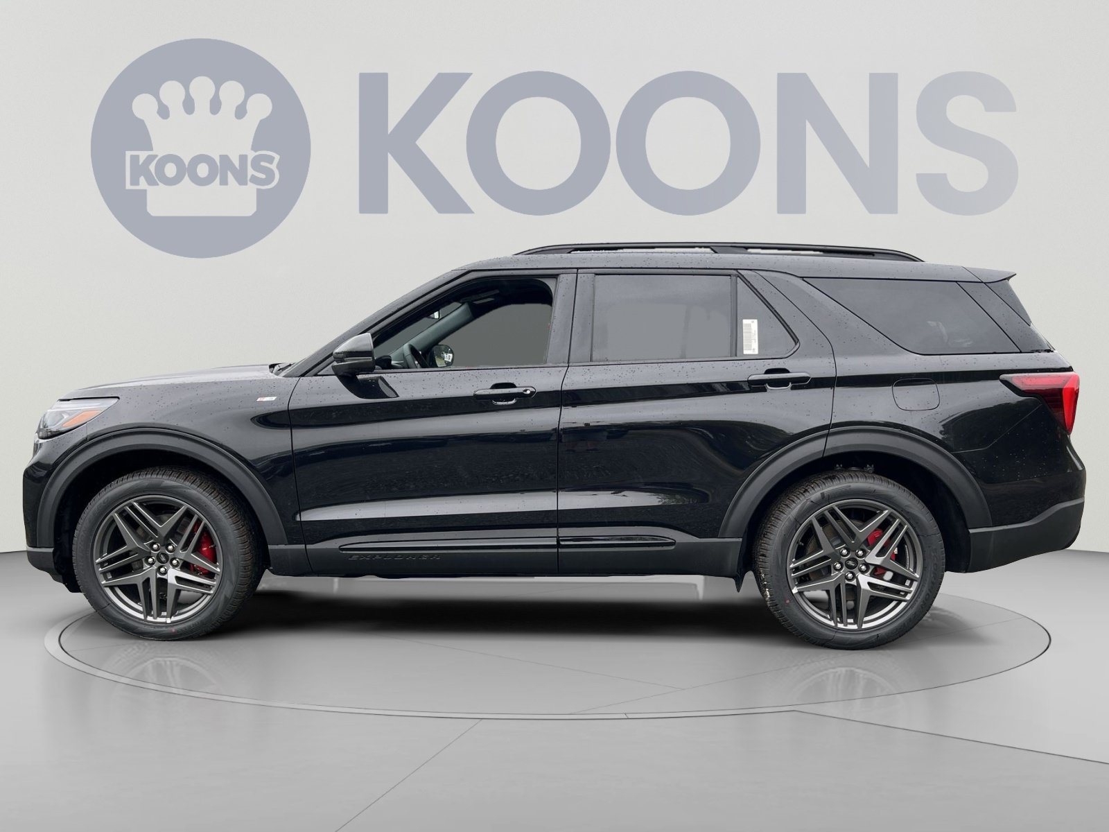 New 2026 Ford Explorer ST-Line w/ ST-Line Street Pack AWD/4WD image 2