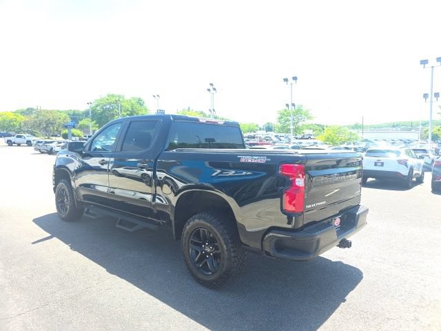 Used 2021 Chevrolet Silverado 1500 Custom Trail Boss AWD/4WD image 4