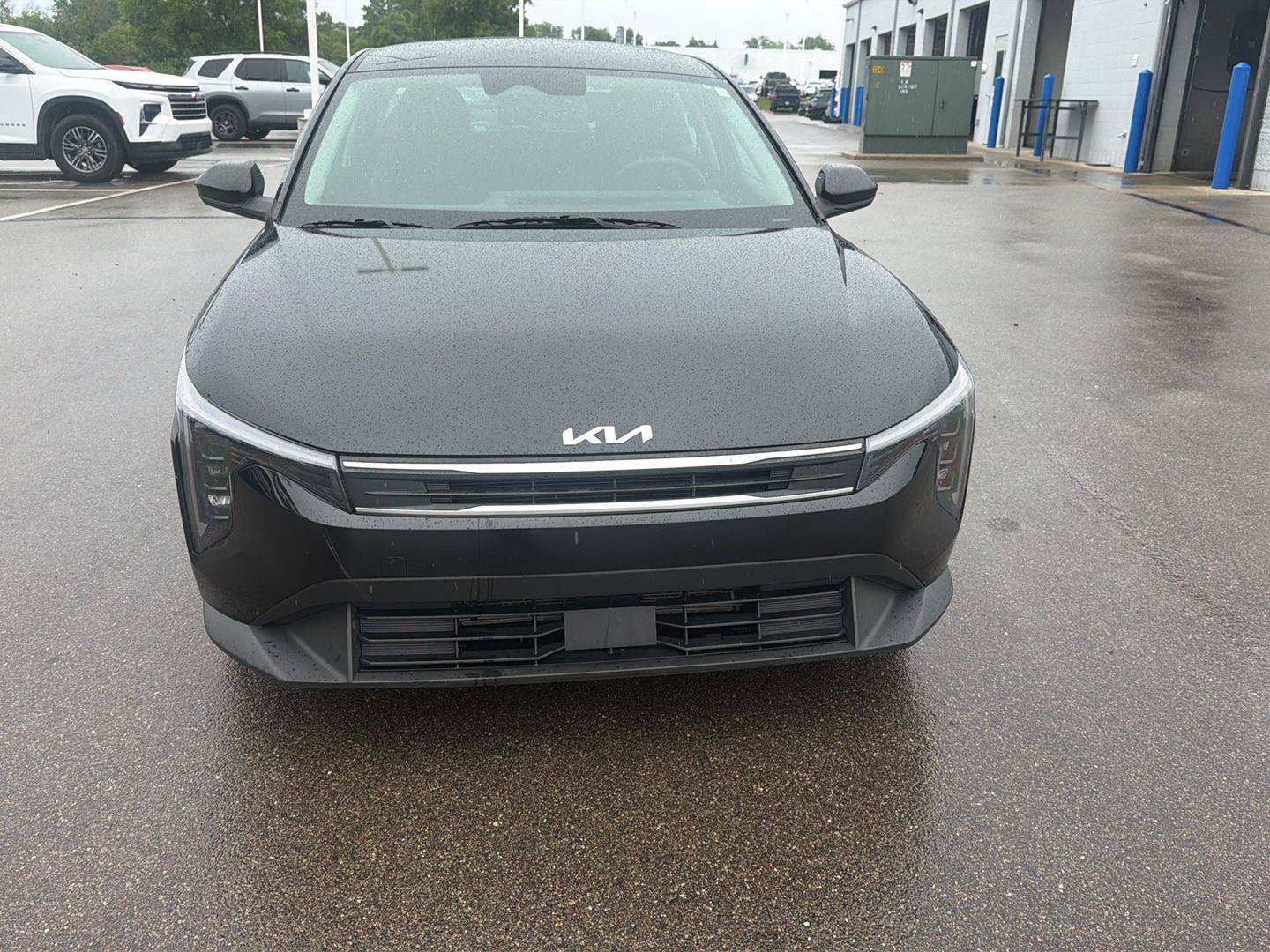 Used 2025 Kia K4 FWD image 8