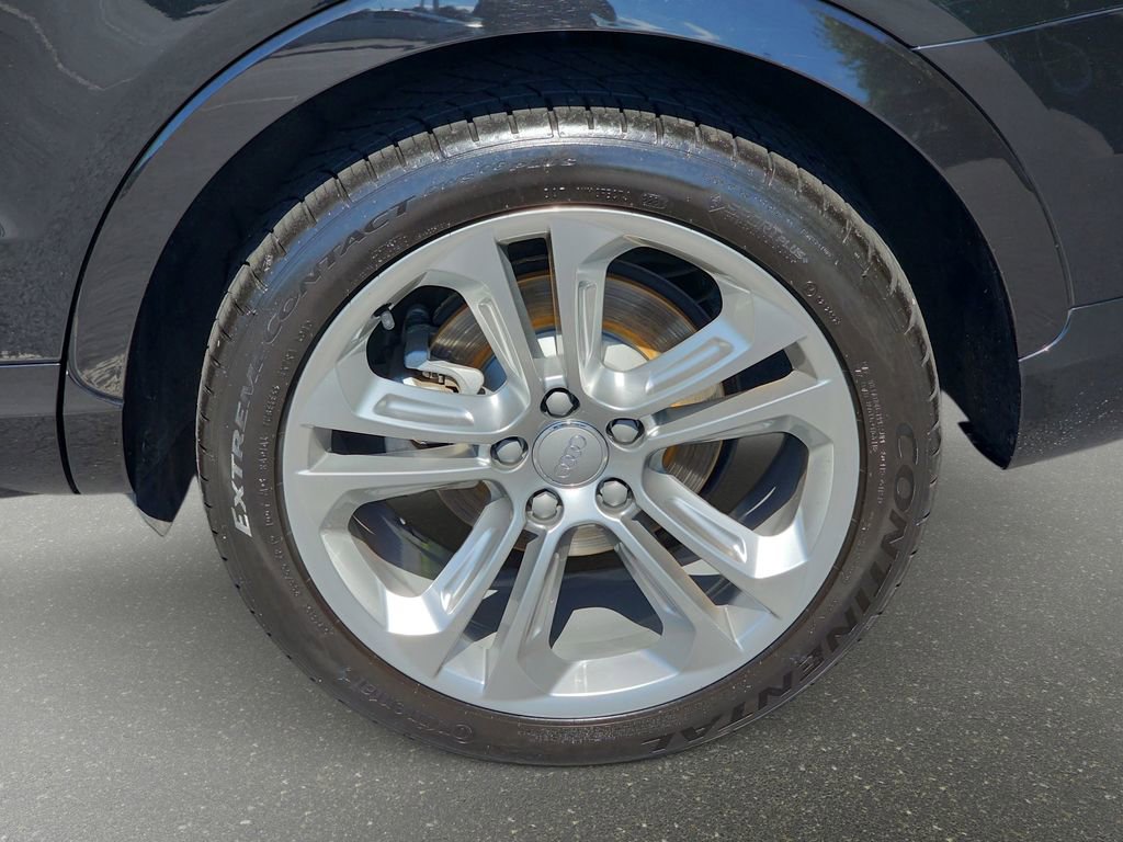 Used 2016 Audi Q3 2.0T Prestige w/ Prestige Package AWD/4WD image 37