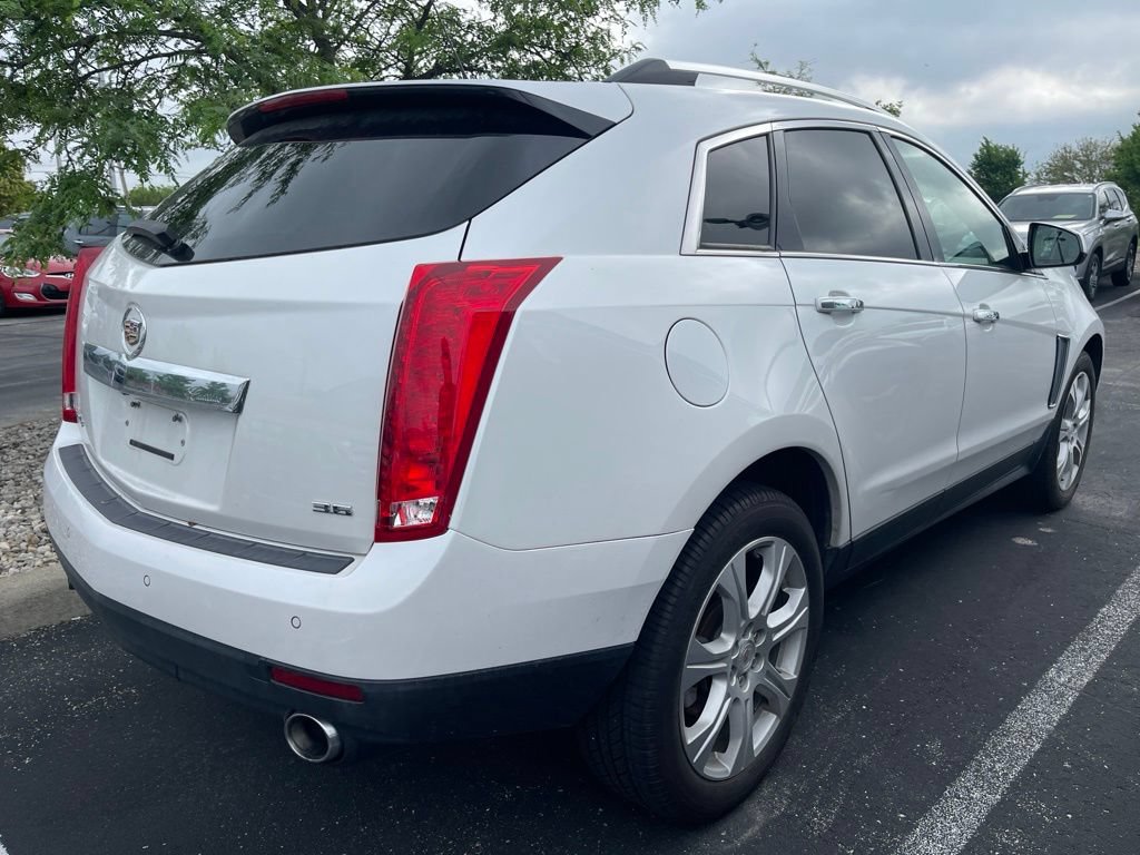 Used 2015 Cadillac SRX Luxury w/ Driver Awareness Package AWD/4WD image 4