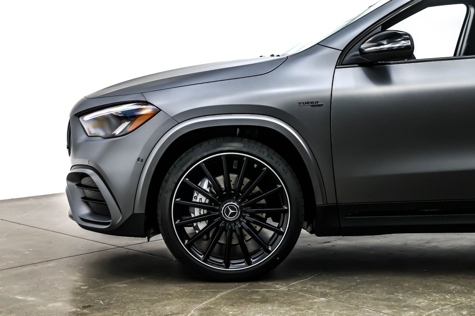 New 2026 Mercedes-Benz GLA 35 AMG 4MATIC image 10
