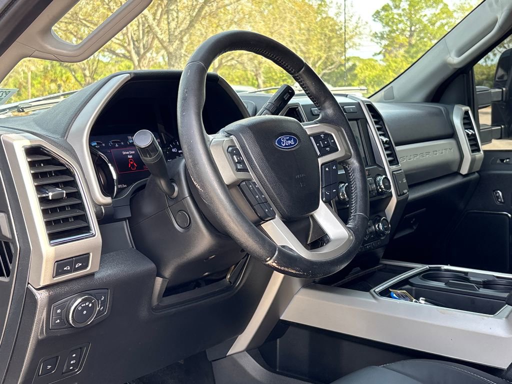Used 2020 Ford F350 Lariat w/ Lariat Ultimate Package image 7