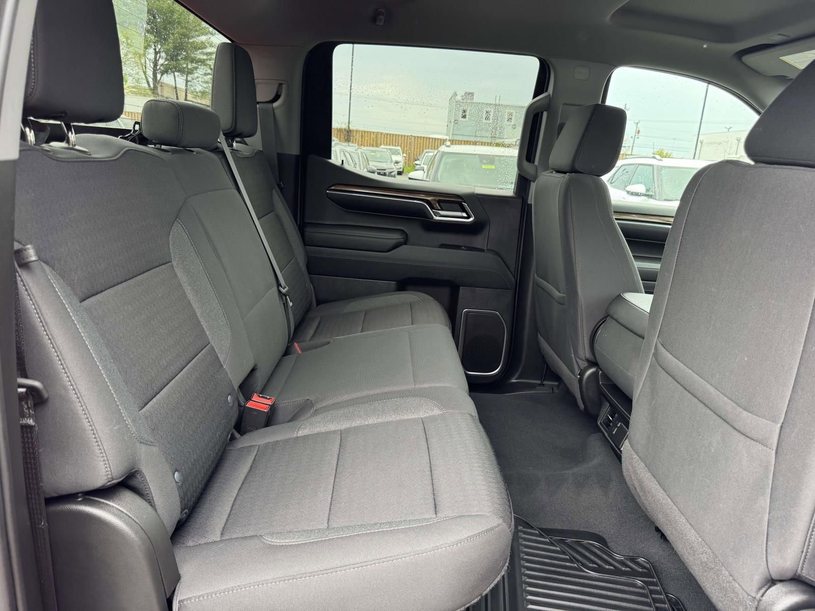 Used 2023 Chevrolet Silverado 1500 LT image 27