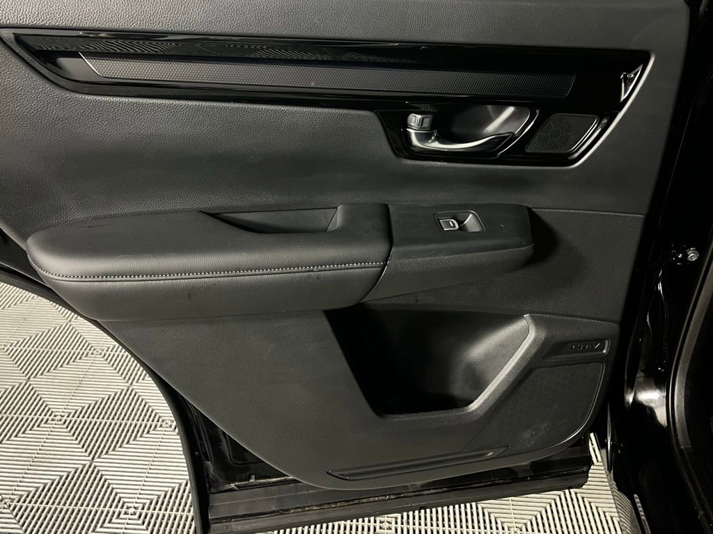 Used 2025 Honda CR-V EX-L image 25