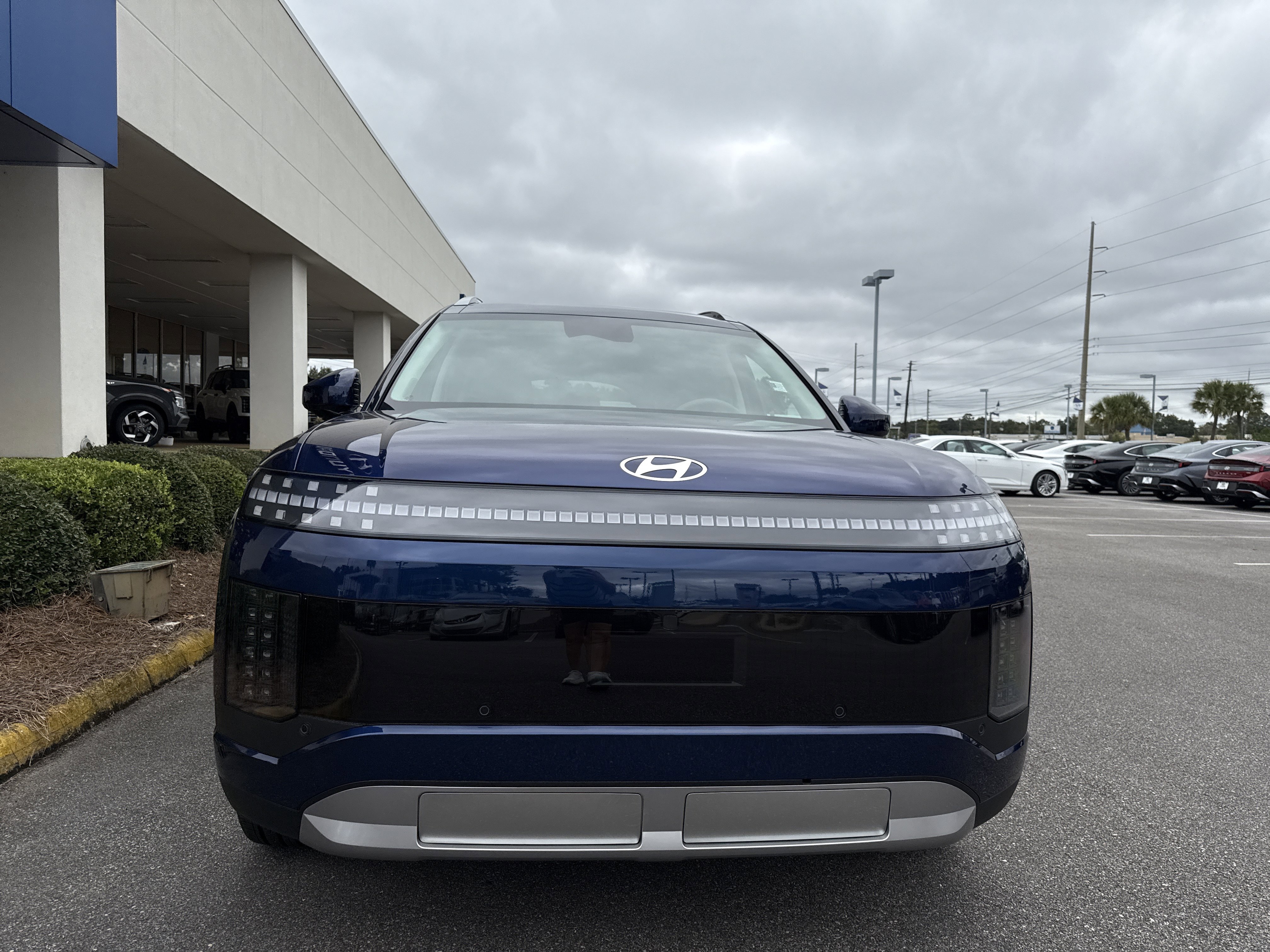 New 2026 Hyundai Ioniq 9 S image 6