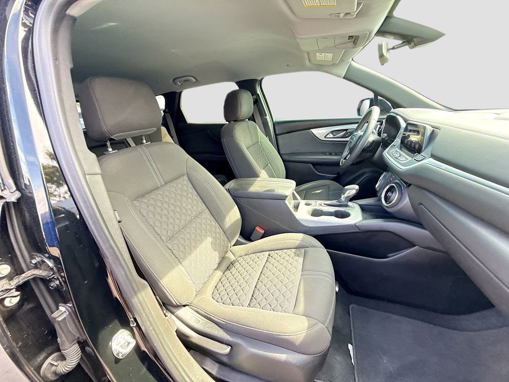 Used 2021 Chevrolet Blazer LT FWD image 32