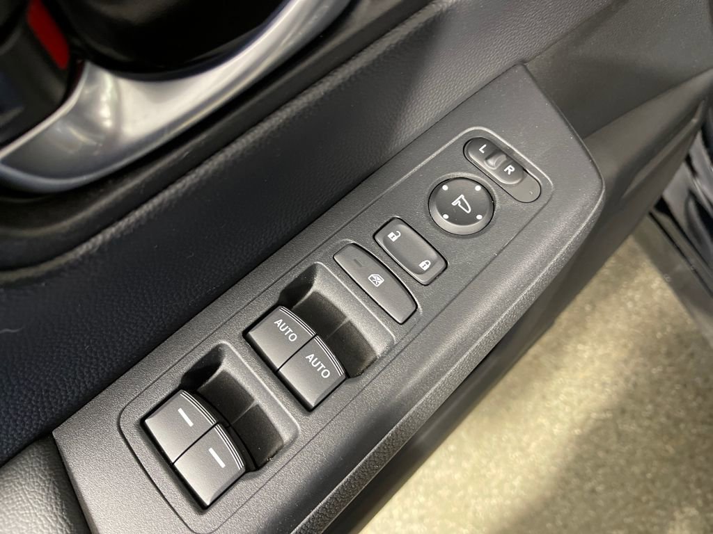 Used 2023 Honda CR-V Sport image 18