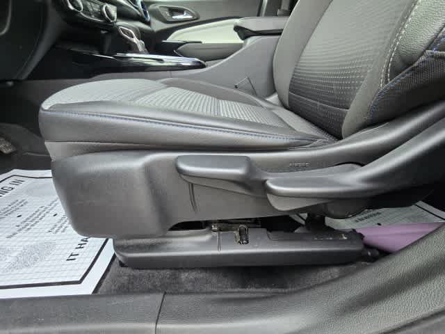 Used 2024 Chevrolet Trax LT FWD image 18